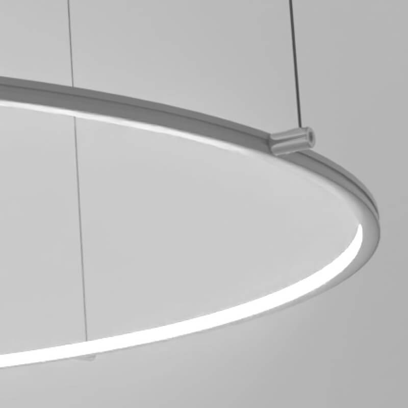 Luminarias colgantes torsionadas de KLUS